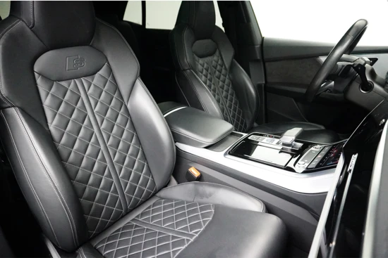 Audi Q8 60 TFSI e quattro Pro Line S Competition | Panoramadak | Valcona leder | Elekt. Stoelen | Stoelverwarming | Trekhaak | 22" wiele