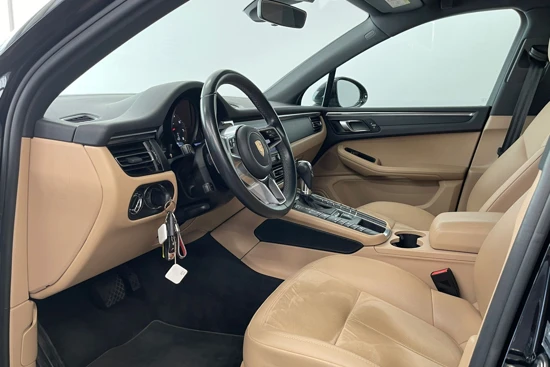 Porsche Macan 2.0 | Luchtvering | 21" wielen | Elekt. stoelen | Getint glas | PDLS |