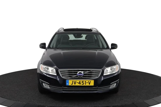 Volvo V70 T4 Aut Inscription Edition | Stoelventilatie en verwarming | Panoramisch schuif-/kanteldak | Elektrisch verstelbare voorstoel in