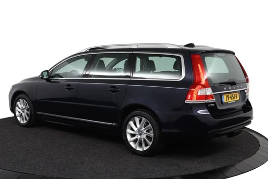 Volvo V70 T4 Aut Inscription Edition | Stoelventilatie en verwarming | Panoramisch schuif-/kanteldak | Elektrisch verstelbare voorstoel in