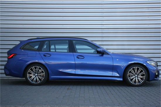 BMW 3 Serie TOURING 320i 184PK HIGH EXECUTIVE M-SPORT AUTOMAAT / NAVI / LEDER / CLIMA / PDC / 18" LMV / KEYLESS / FULL-LED / WINTERPAKKET /