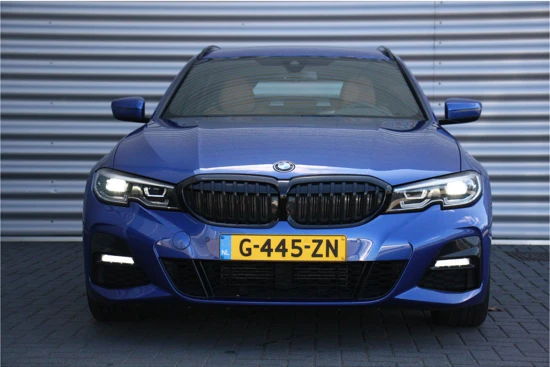 BMW 3 Serie TOURING 320i 184PK HIGH EXECUTIVE M-SPORT AUTOMAAT / NAVI / LEDER / CLIMA / PDC / 18" LMV / KEYLESS / FULL-LED / WINTERPAKKET /