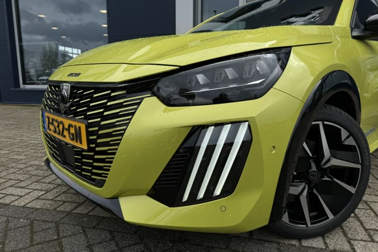 Peugeot e-208 EV GT 51 kWh | Navigatie | Camera voor/achter | Carplay | Warmetepomp | Keyless