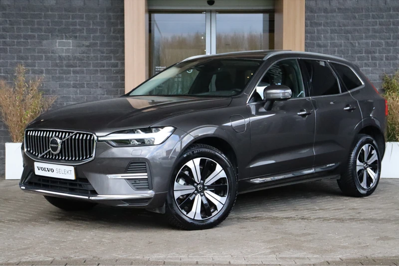 Volvo XC60 T6 AWD Recharge Plus Bright Long Range | Stoelverwarming voor+achterin | Stuurwielverwarming | BLIS Dode Hoek Detectie | Camera