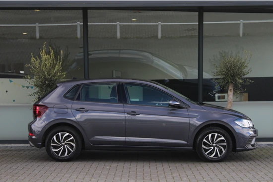 Volkswagen Polo 1.0 TSI Life | Automaat | Adaptive Cruise | 15 Inch lichtmetaal | Apple Carplay/Android Auto