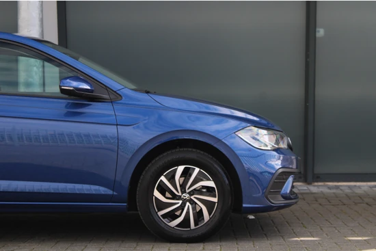 Volkswagen Polo 1.0 TSI Life | Adaptive Cruise | 15 Inch lichtmetaal | Apple Carplay/Android Auto | Virtual Cockpit | Parkeersensoren Rondom