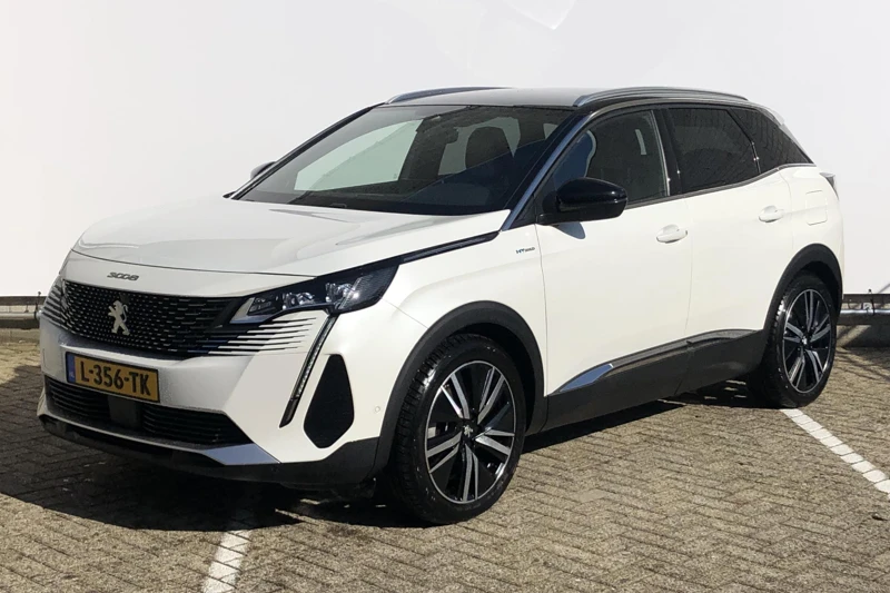 Peugeot 3008 1.6 HYbrid 225pk GT Automaat