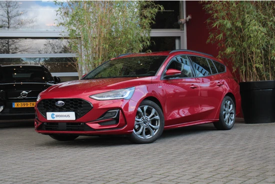 Ford Focus Wagon 1.0 EcoBoost Hybrid ST-Line | Camera | Stuur/stoelverwarming | Navigatie