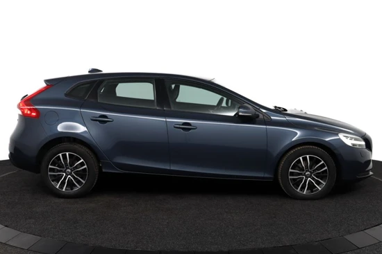 Volvo V40 T2 Nordic+ | Stoelverwarming | Climate Control | High Performance Audio | Cruise Control | Parkeersensoren achterzijde |