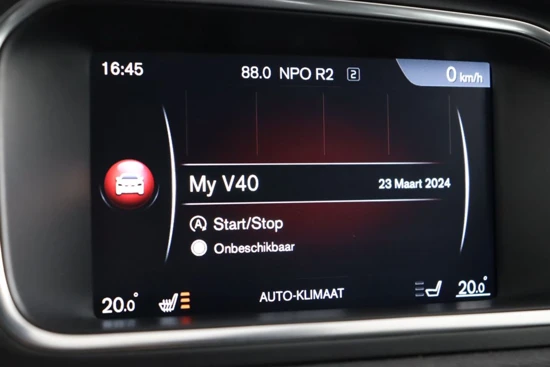 Volvo V40 T2 Nordic+ | Stoelverwarming | Climate Control | High Performance Audio | Cruise Control | Parkeersensoren achterzijde |