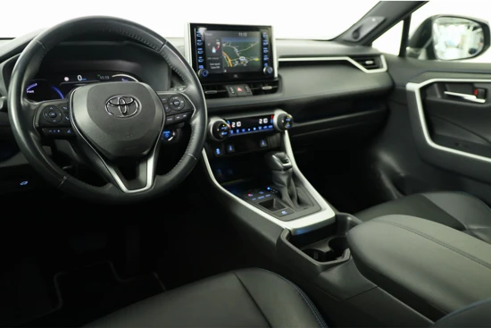 Toyota RAV4 2.5 Hybrid Bi-Tone | 1e Eigenaar! | Trekhaak | LED | Navi | Cruise Adaptive | 360 Camera | Stoelverwarming | Clima | JBL