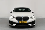 BMW 1 Serie 118i Executive Edition | 1e Eigenaar! | LED | Sportstoelen | Clima | Navi | Parkeersensoren V+A | Lichtmetalen Velgen