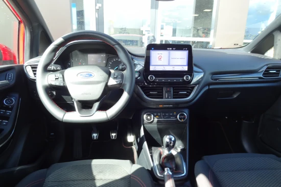 Ford Fiesta 1.0 EcoBoost ST-Line | PDC | SPORT ONDERSTEL | CLIMATE CONTROL | 17 INCH LM | APPLE CARPLAY & ANDROID AUTO