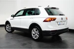 Volkswagen Tiguan 1.5 TSI 150PK DSG Life |Ergo Stoelen| Trekhaak| Camera| Stoelverwarming| App|