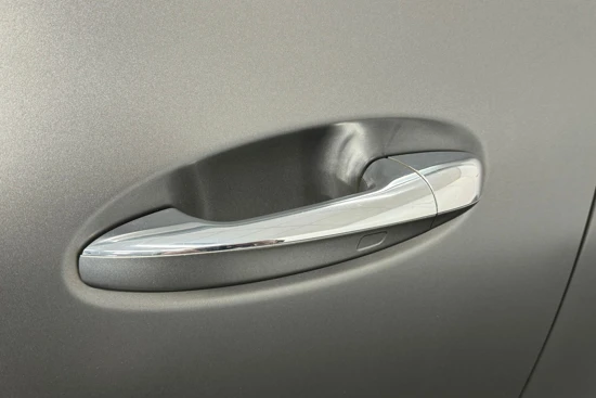 Mercedes-Benz GLA 200 Business Solution AMG | Panoramadak | Elektr. stoelen | Stoelverwarming | Cruise adaptief | Alarm |