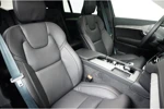 Volvo XC90 T8 Recharge AWD Ultimate Dark | Bowers & Wilkins | Luchtvering | Massage/ventilatie | Gelaagd glas | 22" wielen |