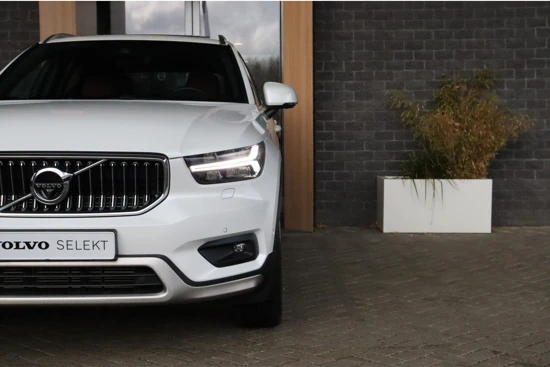 Volvo XC40 T5 Recharge Inscription | Uniek en Full option! | Bruin/Rood Leder | 360° Camera | Schuifdak | Harman Kardon | Stoelverwarming v