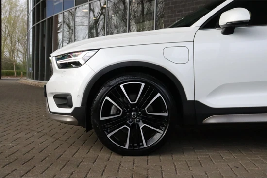 Volvo XC40 T5 Recharge Inscription | Uniek en Full option! | Bruin/Rood Leder | 360° Camera | Schuifdak | Harman Kardon | Stoelverwarming v