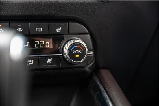 Mazda CX-5 2.0 165pk e-SkyActiv-G M Hybrid Takumi | Lederen bekleding | Trekhaak | LED | 19" | Head-up |