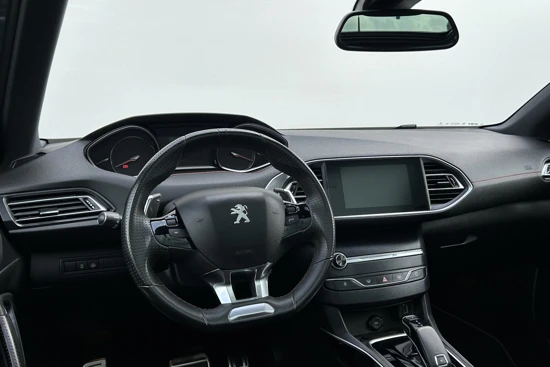 Peugeot 308 308 SW GT 1.2 130 EAT8 Automaat | Apple Carplay/Android Auto | Panoramadak | Stoelverwarming + massage |