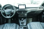 Ford Focus Wagon 1.0EB VIGNALE | LEDER | ELEKT. STOELEN | NAVI | CLIMA | WINTERPACK | HEAD-UP | AUTO. INPARKEREN | PARK SENS V+A | FULL LED