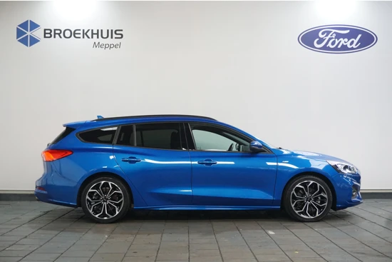 Ford Focus Wagon 1.0 EcoBoost ST Line X Business | 18 Inch | Winter Pakket |