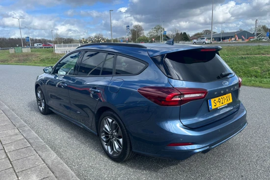 Ford Focus Wagon 1.0 EcoBoost Hybrid ST Line X