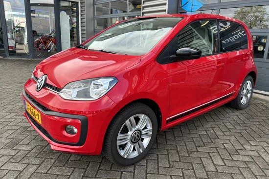 Volkswagen up! 1.0 60 pk BMT up! beats | Airco | Cruise Control | Voorstoel verwarmd |