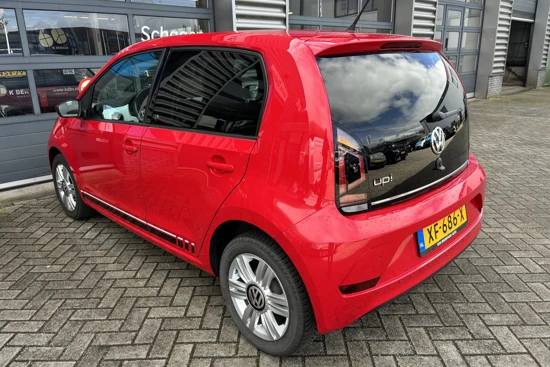 Volkswagen up! 1.0 60 pk BMT up! beats | Airco | Cruise Control | Voorstoel verwarmd |