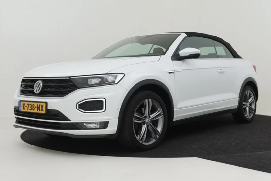 Volkswagen T-Roc Cabrio 1.5 TSI 150PK R-Line AUT/DSG | 100% Dealeronderhouden | Stoelverwarming | Achteruitrijcamera | LED Koplampen | Navigatie | Digit