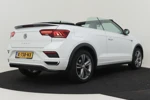 Volkswagen T-Roc Cabrio 1.5 TSI 150PK R-Line AUT/DSG | 100% Dealeronderhouden | Stoelverwarming | Achteruitrijcamera | LED Koplampen | Navigatie | Digit