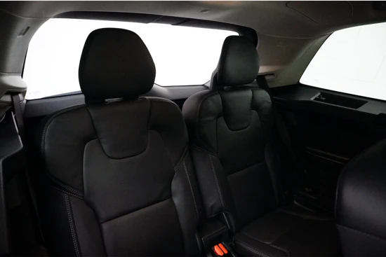 Volvo XC90 T8 Ultimate Dark | Luchtvering | Bowers&Wilkins | 360° Camera | Massage stoelen i.c.m. Nappa leder | Head-up Display | BLIS | Tr