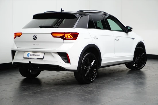 Volkswagen T-Roc 1.5 TSI 150PK DSG-7 R-Line | BLACKSTYLE | NAVIGATIE | TREKHAAK | CAMERA