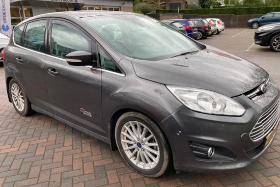 Ford C-MAX 2.0PHEV TITANIUM PLUS | VOL! | PANO DAK | LEDER | PAK SENSOR V+A | 17'' LMV | ORIGINEEL NL | STOELVERWARMING |