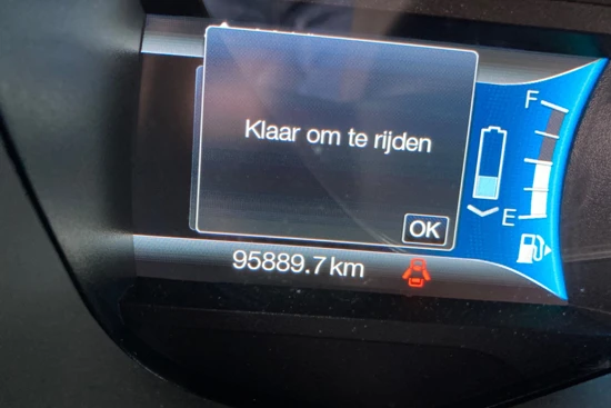 Ford C-MAX 2.0PHEV TITANIUM PLUS | VOL! | PANO DAK | LEDER | PAK SENSOR V+A | 17'' LMV | ORIGINEEL NL | STOELVERWARMING |