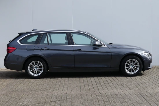 BMW 3 Serie Touring 318i Executive Automaat | NAVI | LED-KOPLAMPEN |