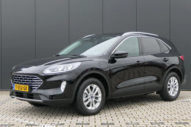 Ford Kuga 2.5 Hybrid Titanium | Adaptive Cruise | Winterpack | DAB | BLIS | Privacy Glass