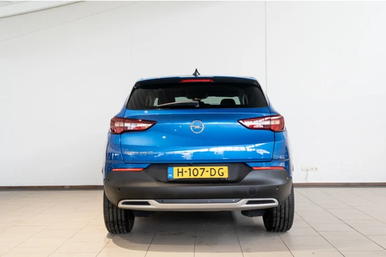 Opel Grandland X 1.2 Turbo Business Executive | Denon Sound | Camera | Climate Controle | Navigatie | AGR Stoelen |