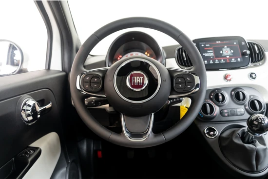 Fiat 500 1.0 Hybrid Dolcevita | Panorama dak | Lichtmetalen velgen | Airco | Cruise Controle |