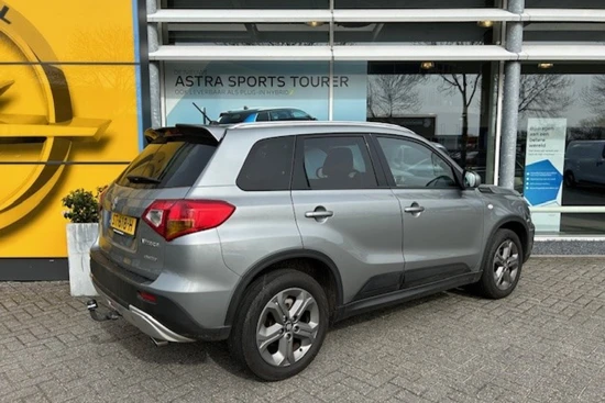 Suzuki Vitara 1.6 Comfort Navigatie | Trekhaak | Achteruitrijcamera | Stoelverwarming