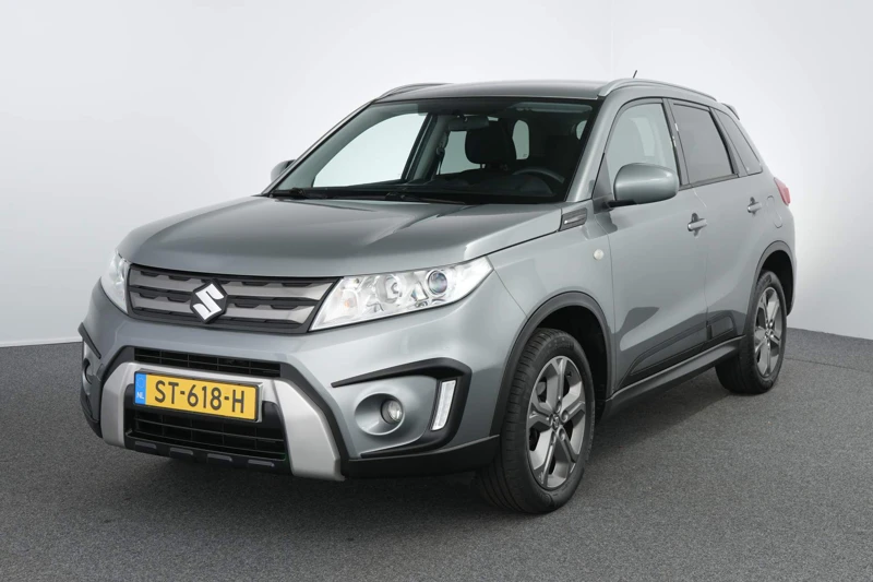 Suzuki Vitara 1.6 Comfort Navigatie | Trekhaak | Achteruitrijcamera | Stoelverwarming