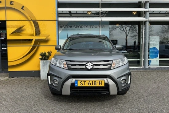 Suzuki Vitara 1.6 Comfort Navigatie | Trekhaak | Achteruitrijcamera | Stoelverwarming