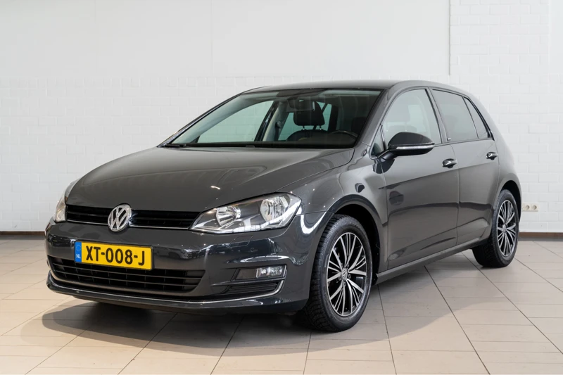 Volkswagen Golf 1.2 TSI Trendline | Stoel verwarming | Climate Controle | Parkeersensoren | Lichtmetaal |