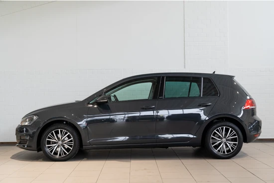 Volkswagen Golf 1.2 TSI Trendline | Stoel verwarming | Climate Controle | Parkeersensoren | Lichtmetaal |