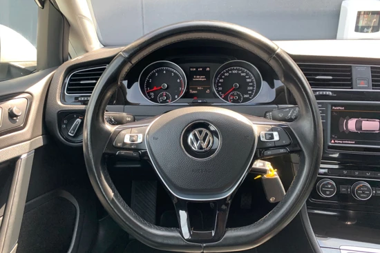 Volkswagen Golf Highline 1.2 110 pk TSI