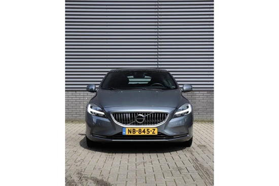 Volvo V40 T3 GTR INSCRIPTION | PANORAMADAK |PARKEERVERWARMING | LEDER | MEMORY | PDC V+A | KEYLESS | TREKHAAK