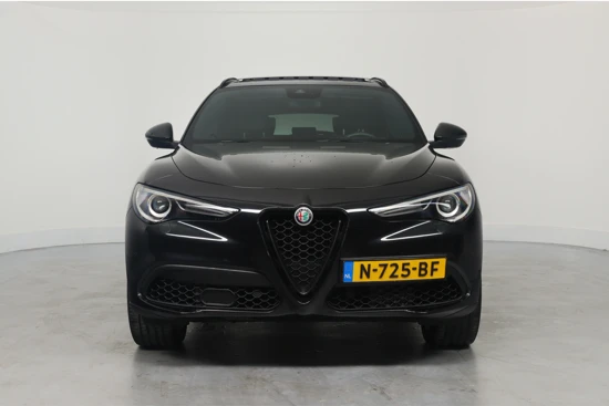 Alfa Romeo Stelvio 2.0 T AWD B-Tech | Dealer Onderhouden! | Open Dak | Leder | Memory Zetels | Harmand/Kardon | Cruise Adaptive | BLIS | Navi | Cli