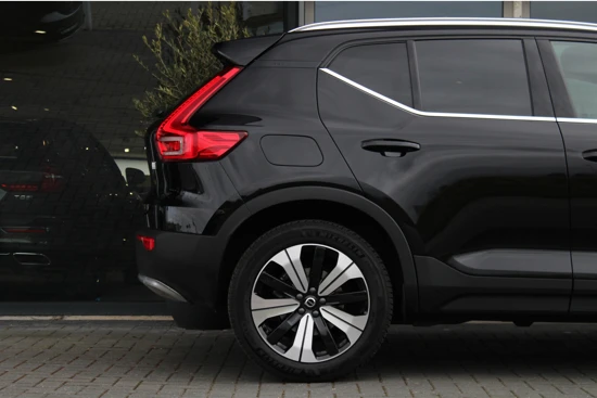 Volvo XC40 Recharge T4 Plus Bright | Camera | Stoel/Stuurverwarming | 19 Inch i.c.m. All-Seasonbanden | Elek. Achterklep