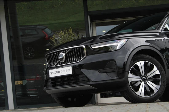 Volvo XC40 Recharge T4 Plus Bright | Camera | Stoel/Stuurverwarming | 19 Inch i.c.m. All-Seasonbanden | Elek. Achterklep