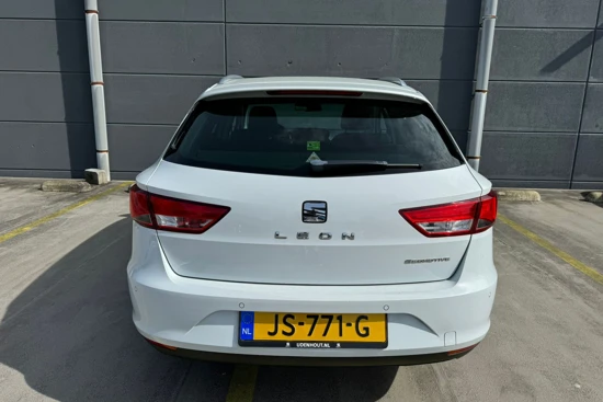 SEAT Leon Sportstourer Style Connected 1.0 115 pk EcoTSI